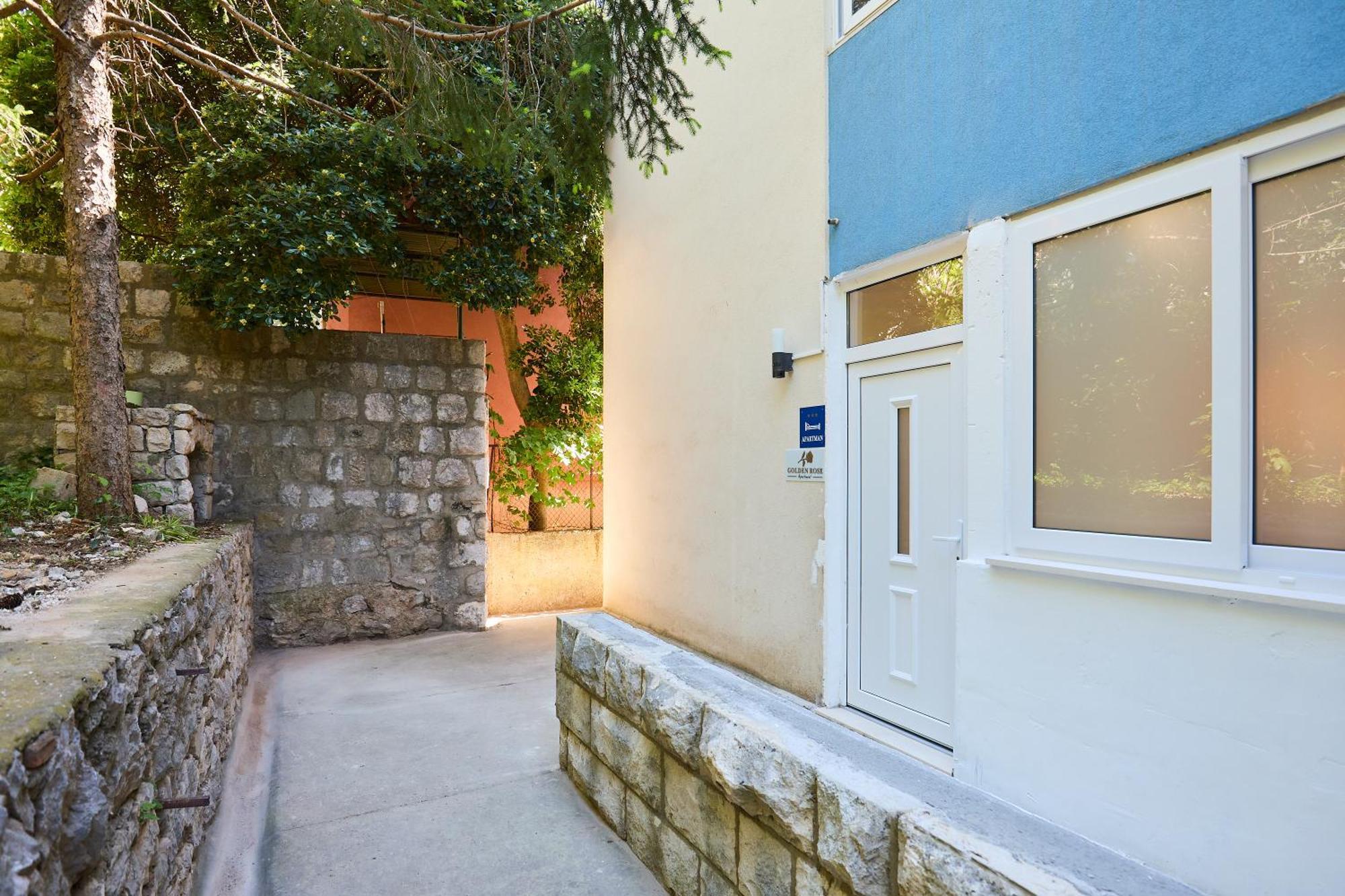 Apartamento Golden Rose - Walking Distance 1 Km From Old Town Dubrovnik Exterior foto